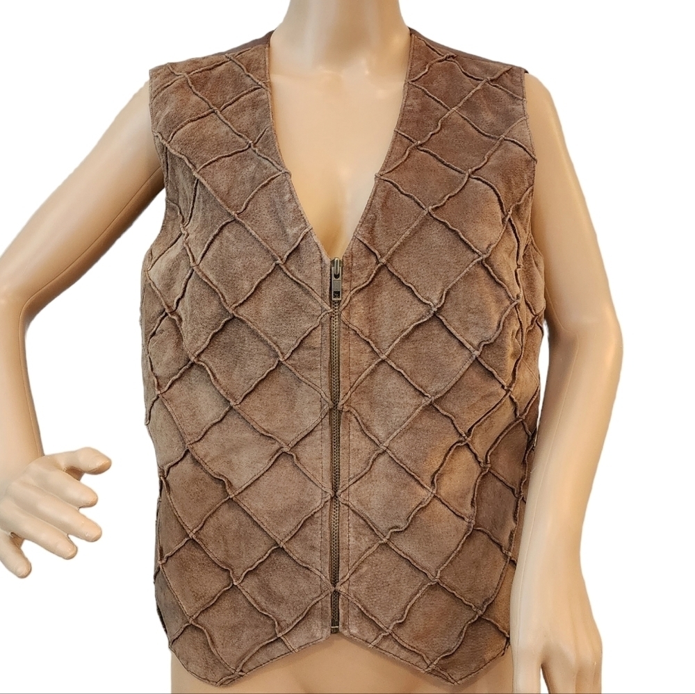 100% leather brown‎ vest.  Size 12. Jeanology Collection Newport News.